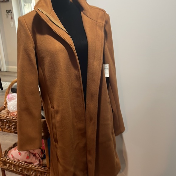 NWT Coat - Picture 2 of 5